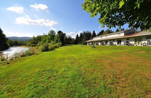 Stowe Area Apartment | 3-Bed Unit w/Patio | Pet-Friendly | Stowe, VT