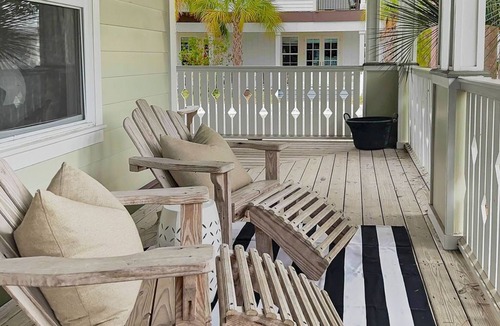 Seacrest Beach House | 3 bedrm retreat w/wrap around porch & walking distance to Rosemary & Alys Beach