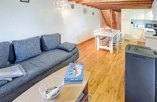 Essertines-en-Chatelneuf House | 3 bedroom cozy home in Essertines-en-Châtelne