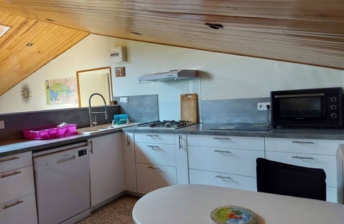 Saint-Jean-de-Liversay Apartment | 3 Bedroom Apartment in Saint-Jean-de-Liversay