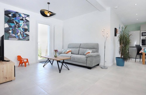 Saint-Meloir-des-Ondes House | 3 bedroom awesome home in Saint-Méloir-des-Ondes