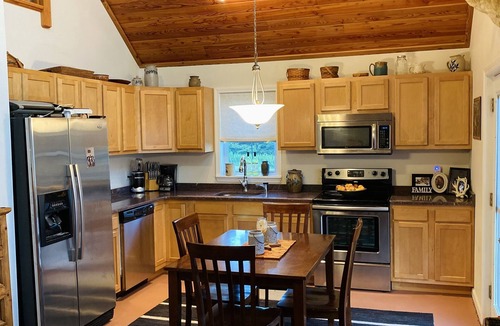 Willet Ski Chalet | 3 bedroom 1 bathroom sleeps 6