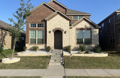 Little Elm House | 3 bedroom & 2.5 bath home Duplex Home