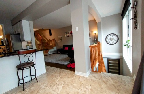 Doon South House | 3 Bedroom/2.5 Bath, Townhome in Doon Kitchener With Great Outdoors