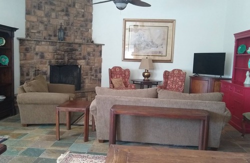 Mineola Apartment | 3 Bedroom 2 Bath apartment with wood-burning fireplace