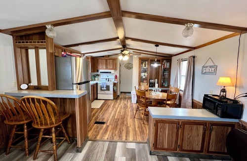 Neodesha House | 3-bedroom 2-bath home in tranquil Neodesha with AC, WiFi