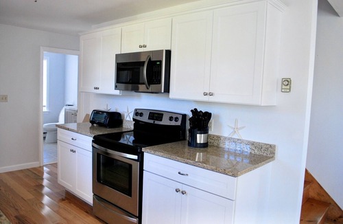 West of Town House | 3 Bedroom/2 Bath Home on Bike Path