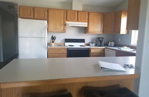 Brownstown House | 3 Bedroom 2 Bath House #2