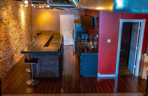 Peru Apartment | 3 Bedroom 2 bath. Living space and kitchen.