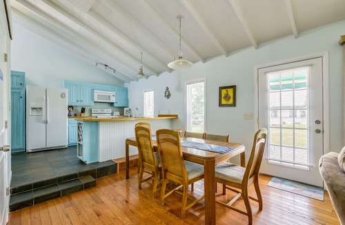 Willoughby Spit House | 3 BEDROOM 2 BATH ON THE WATER