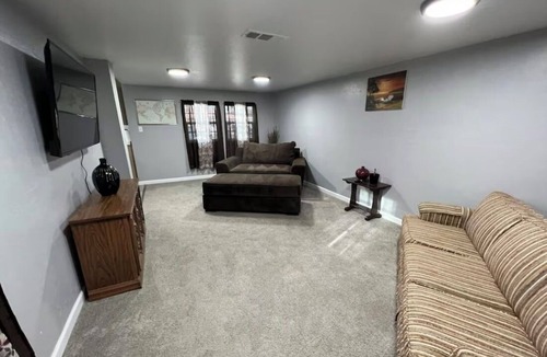 Clayton House | 3-bedroom, 2- Bathroom house in marvelous Clayton, NM with AC, WiFi!