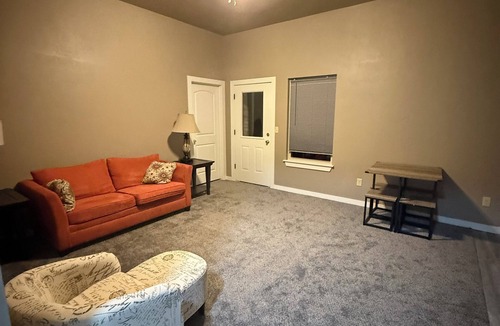 Chickasha House | 3-bedroom 2-bathrooms house in peaceful Chickasha/Downtown area