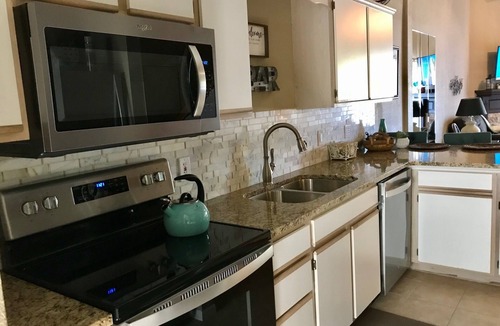 Table Rock Condo | 3 bedroom, 3 bath, indoor and outdoor pools, 2nd floor in gated Pointe Royale