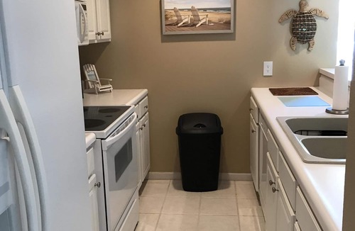 Osage Beach Condo | 3 bedroom/3 bath LAKEFRONT Condo! GREAT LOCATION with Boat Slip and WIFI