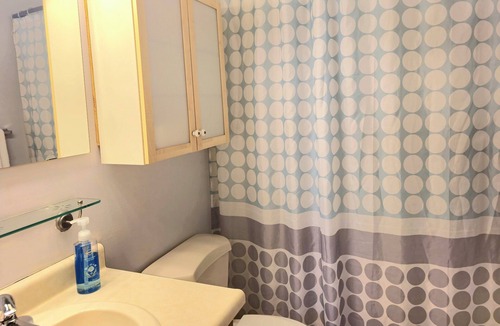 Poland Condo | 3-bedroom, 3-bathroom condo in fantastic Poland with WiFi, AC, fitness room