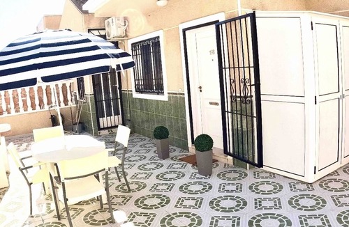 Torrevieja Villa | 3 bedroom, 6 berth villa in Torrevieja on the beautiful Costa Blanca coast