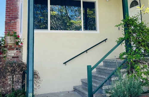 Millbrae House | 3 bedroom (6 people) residential home in lovely safe town near SFO/SF Bay Area
