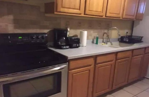 Park East Apartment | 3 Bedroom 804101 by Houzlet