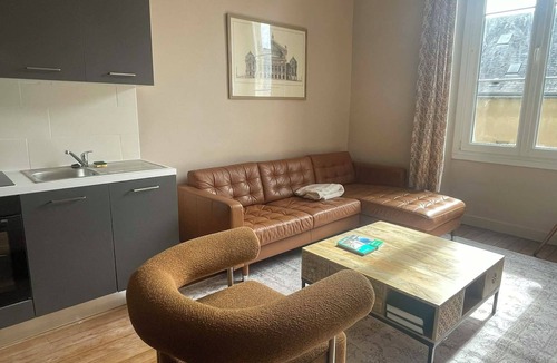 Beaumont-sur-Sarthe Apartment | 3-bedroom apartment in the heart of the Alpes Mancelles, 20 minutes from the 24h of Le Mans