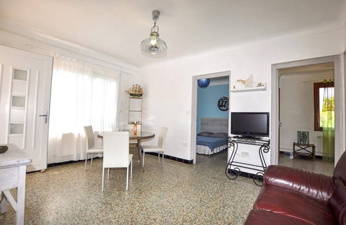 Saint-Cyprien Plage House | 3 bedroom awesome home in Saint Cyprien Plage