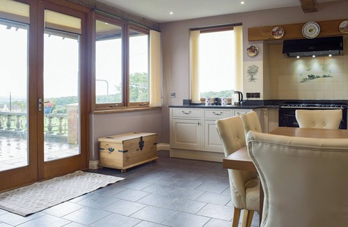 Hope under Dinmore Cottage | 3 bedroom accommodation in Hope-under-Dinmore