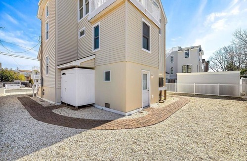 Beach Haven Gardens House | 3 bedroom accommodation in Beach Haven Gardens