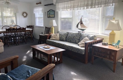 Beach Haven Gardens Apartment | 3 bedroom accommodation in Beach Haven Gardens