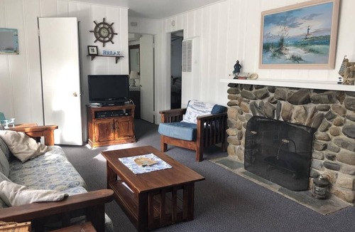 Beach Haven Gardens Apartment | 3 bedroom accommodation in Beach Haven Gardens