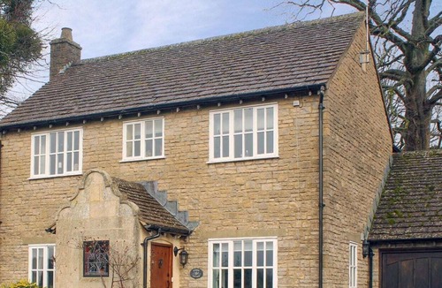 Upton St. Leonards Cottage | 3 bedroom accommodation in Upton St. Leonards