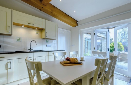 Ozleworth Cottage | 3 bedroom accommodation in Wotton-under-Edge