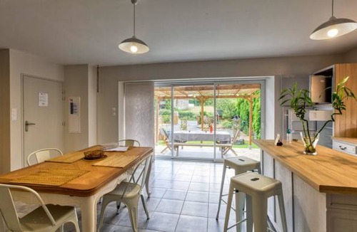 Baraqueville House | 3 bedroom accommodation in Baraqueville