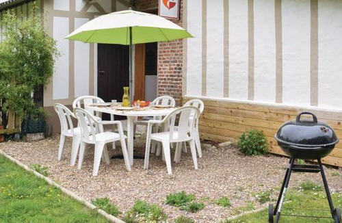 Le Bourg-Dun House | 3 bedroom accommodation in Le Bourg-Dun