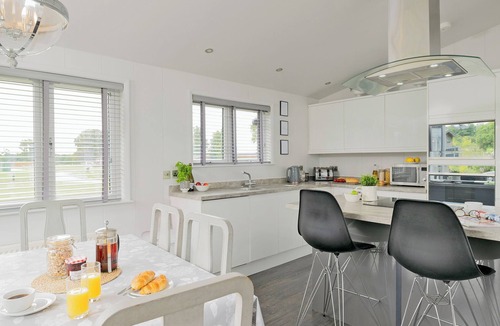 Bury St Edmunds Ski Chalet | 3 bedroom accommodation in Bury St Edmunds