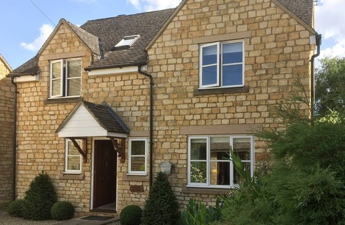 Moreton-in-Marsh Cottage | 3 bedroom accommodation in Moreton-in-Marsh