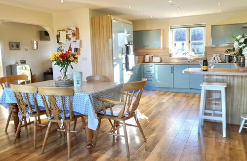 West Meon Cottage | 3 bedroom accommodation in Bishops Waltham