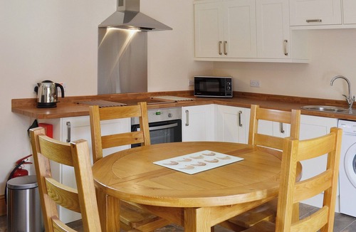 Sutton on Trent Cottage | 3 bedroom accommodation in Sutton-on-Trent