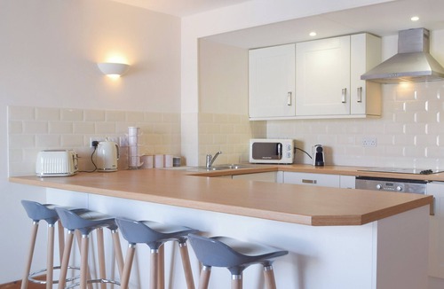 Milford Haven Cottage | 3 bedroom accommodation in Milford Haven