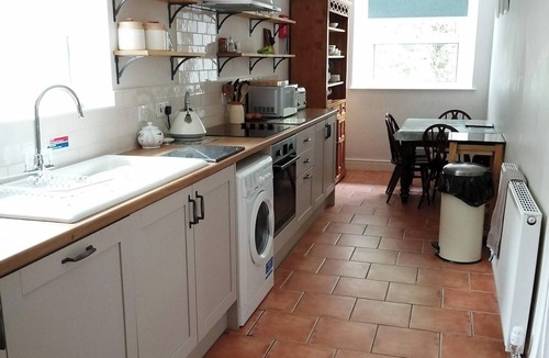 Tregaron Cottage | 3 bedroom accommodation in near Tregaron