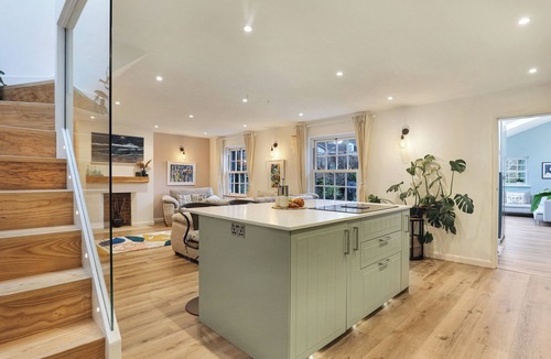 Tynemouth Cottage | 3 bedroom accommodation in North Shields