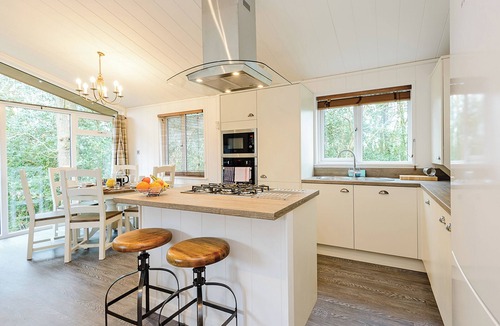 Holton Heath Ski Chalet | 3 bedroom accommodation in Holton Heath