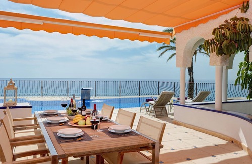 Villajoyosa Villa | 3 bedroom accommodation in Villajoyosa