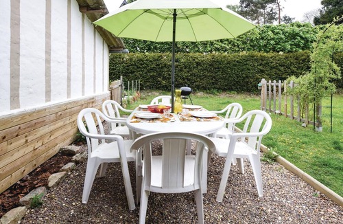 Le Bourg-Dun House | 3 bedroom accommodation in Le Bourg-Dun