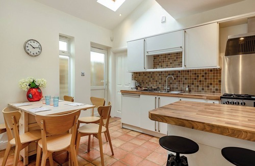 Bournemouth Cottage | 3 bedroom accommodation in Bournemouth