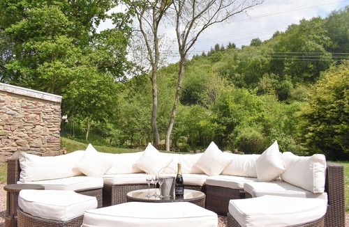 Lydney Cottage | 3 bedroom accommodation in near Lydney