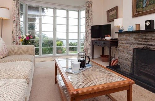 Salcombe Cottage | 3 bedroom accommodation in South Sands