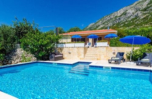 Vodovađa Apartment | 3 bedroom accommodation in Dubravka
