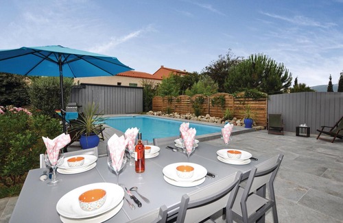 Marquixanes House | 3 bedroom accommodation in Marquixanes