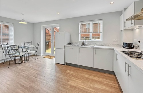 Bottesford Apartment | 3 bedroom accommodation in Bottesford