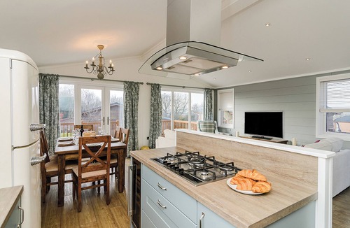 Stuppington Ski Chalet | 3 bedroom accommodation in Canterbury