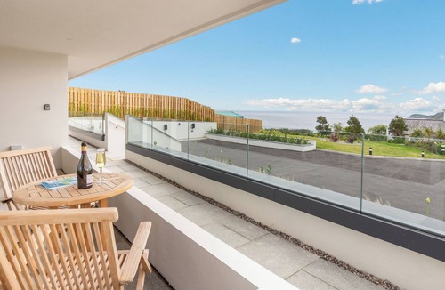 Carlyon Bay Cottage | 3 bedroom accommodation in Chi An Mor